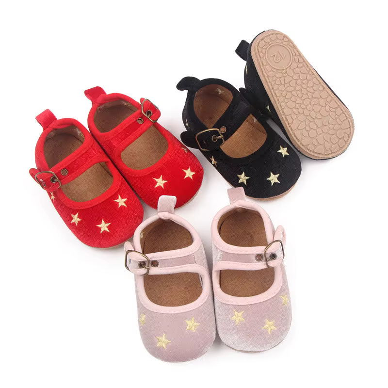 Zapatos de algodón antideslizantes para bebé en color rosa