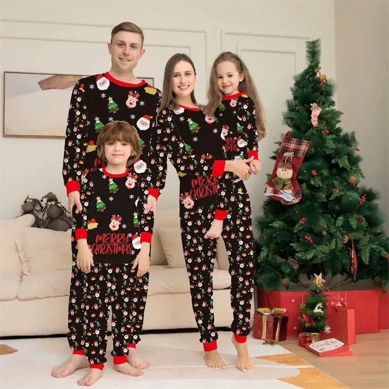 Pijamas navideños a juego – Familia con dibujos animados para bebés