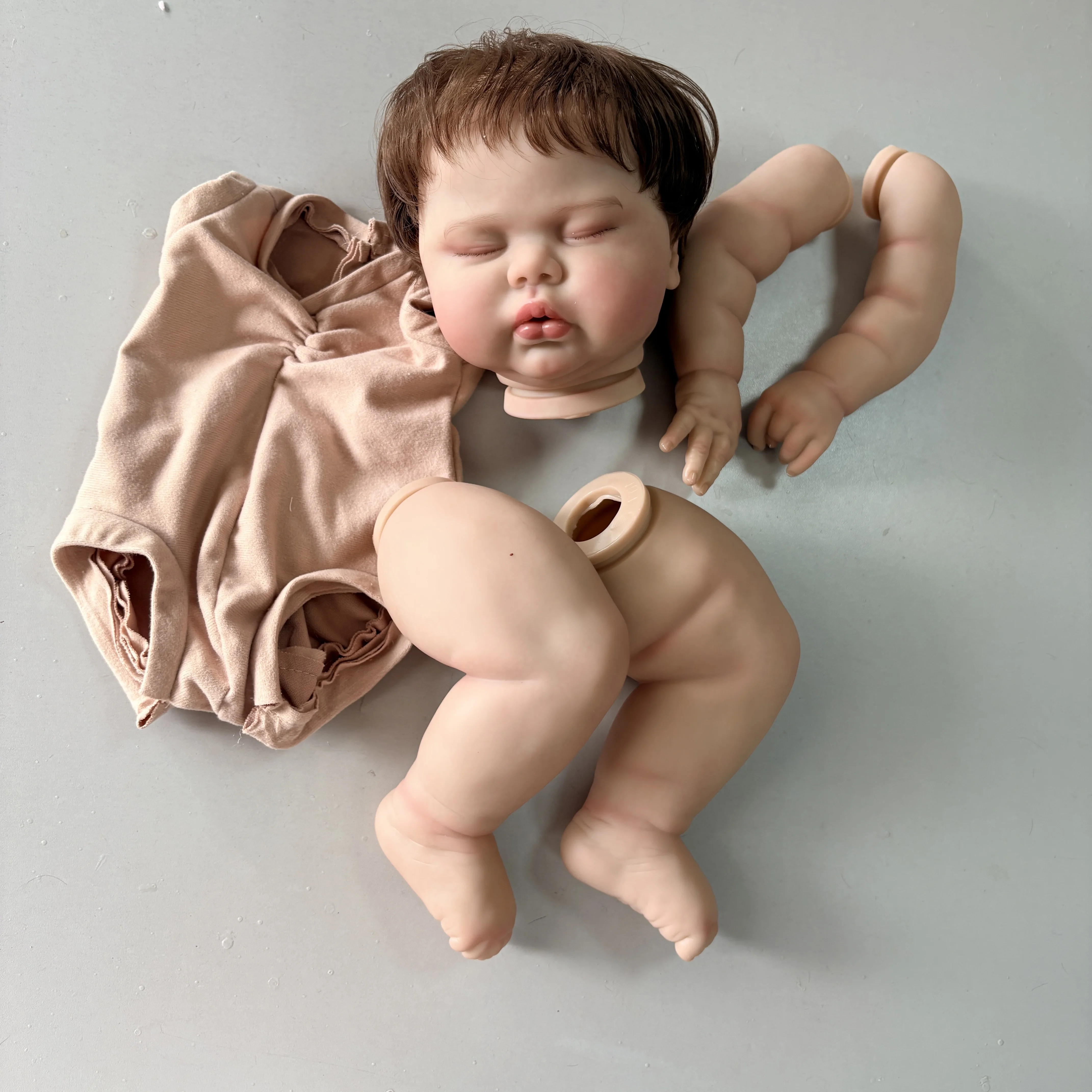 Kit de muñeca reborn bebé dormido realista con piel 3D - imagen 4