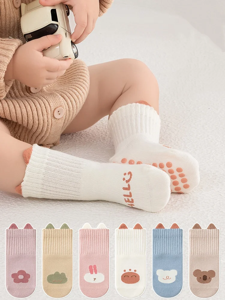Calcetines antideslizantes infantiles con dibujos