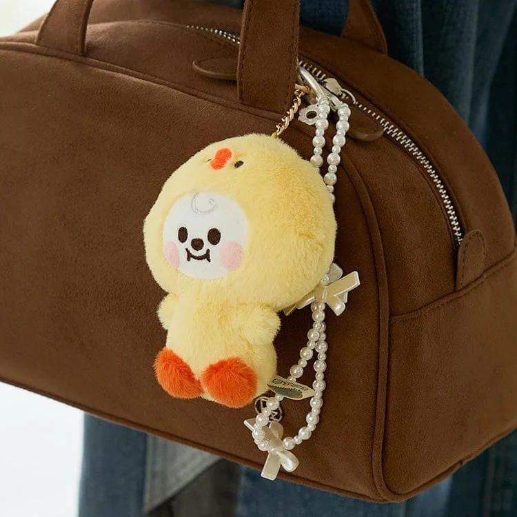 Detalle del peluche como accesorio