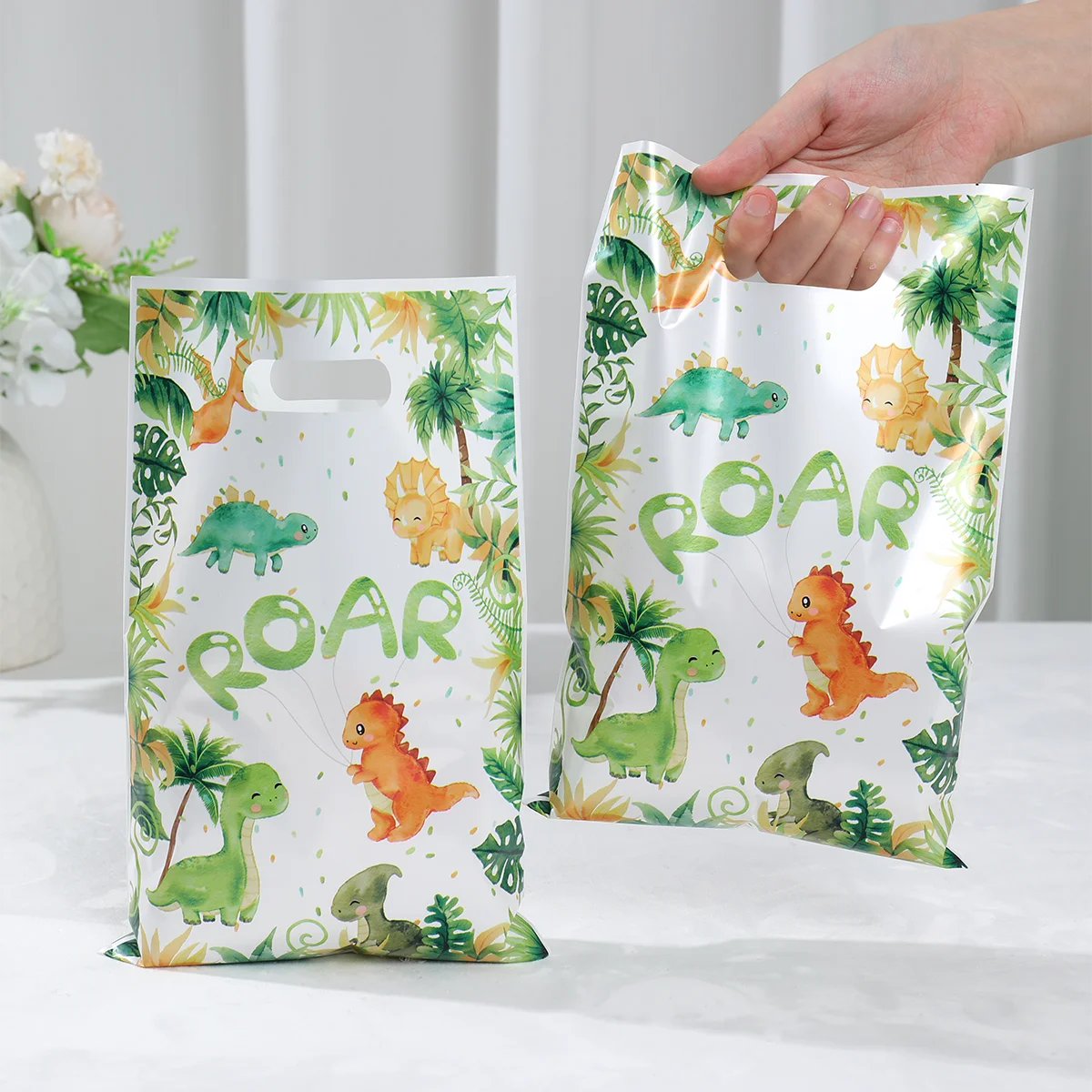 Bolsas de regalo con dinosaurios para cumpleaños infantiles - imagen 2