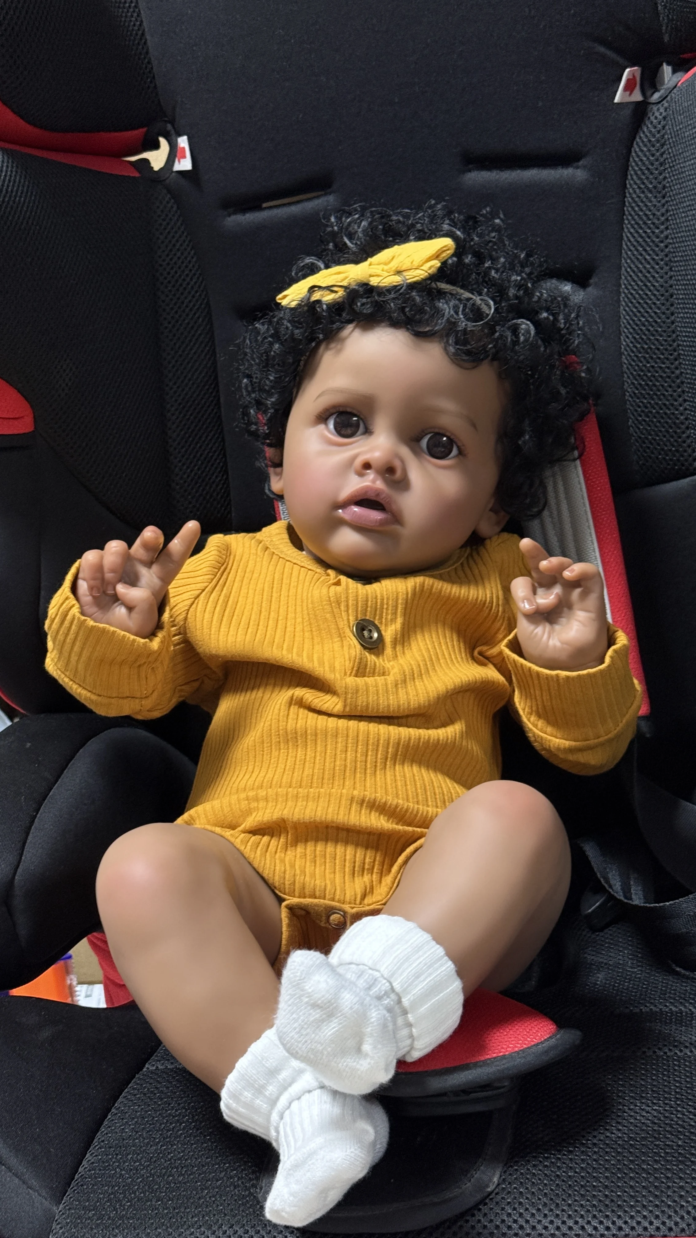 Muñeco Reborn Benjamin realista hecho a mano con pelo rizado - imagen 2