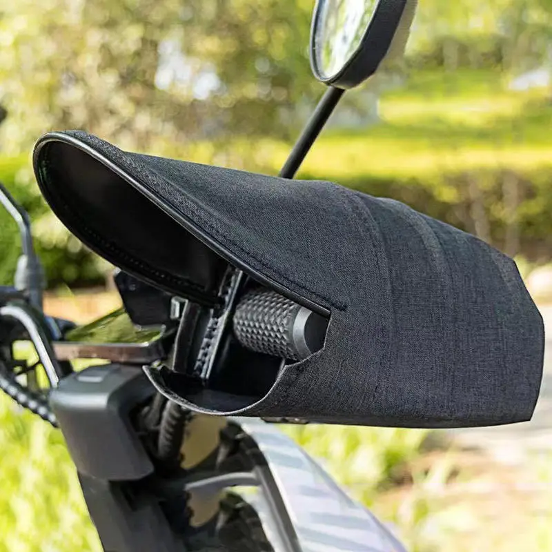 Protector solar para motorista en días de verano