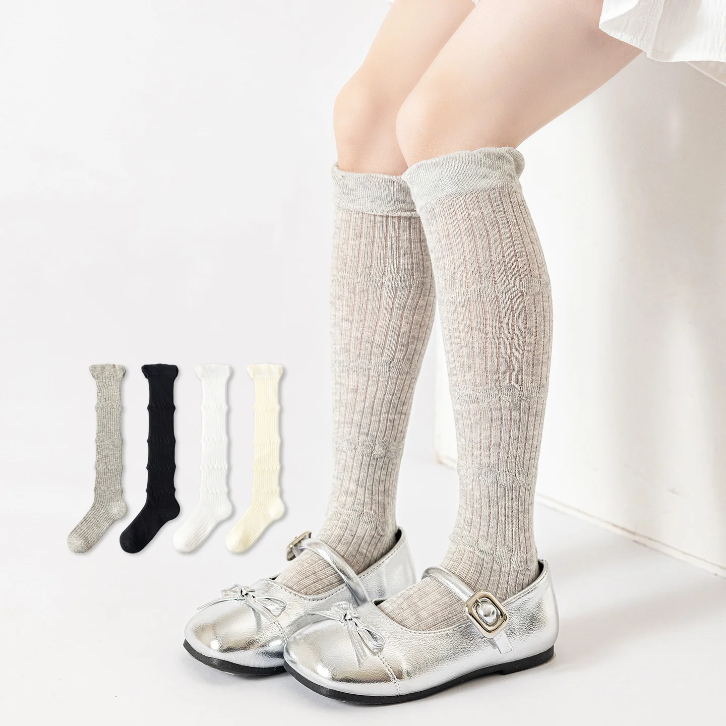 Calcetines hasta la rodilla con detalles de volantes