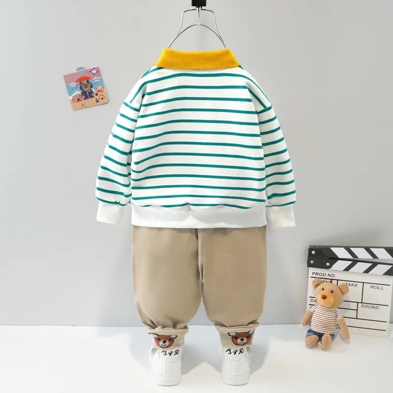Conjunto infantil a rayas con pantalón – Camiseta y jogger para niños - imagen 5