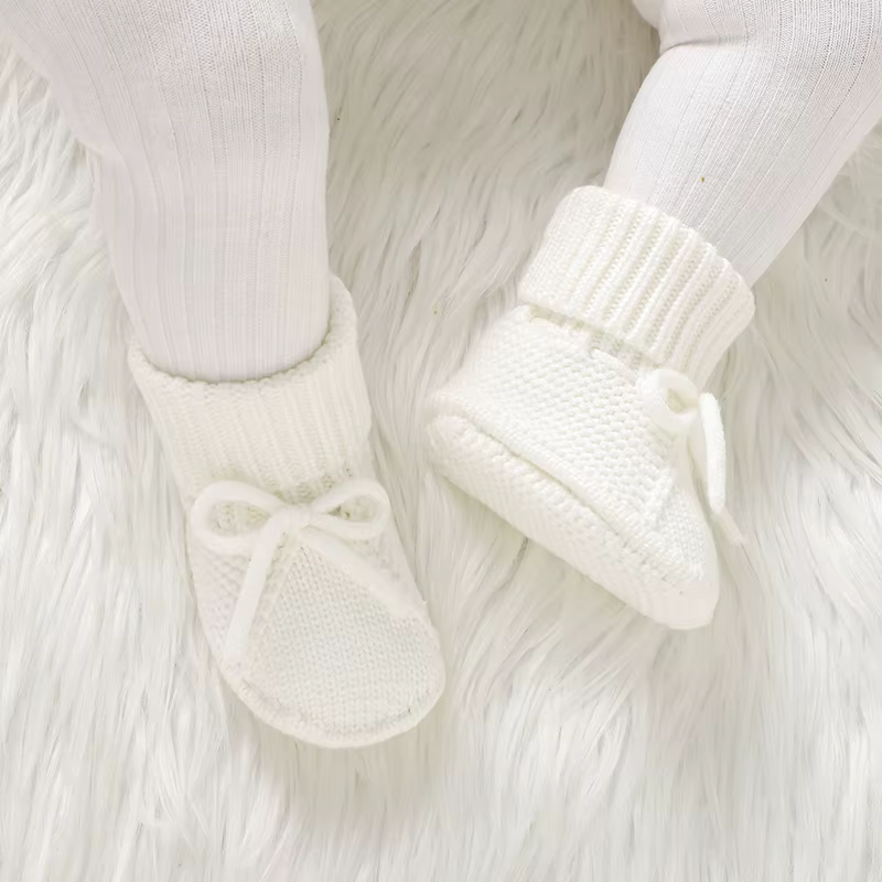 Zapatos primeros pasos con suela suave de ganchillo para niña - imagen 3