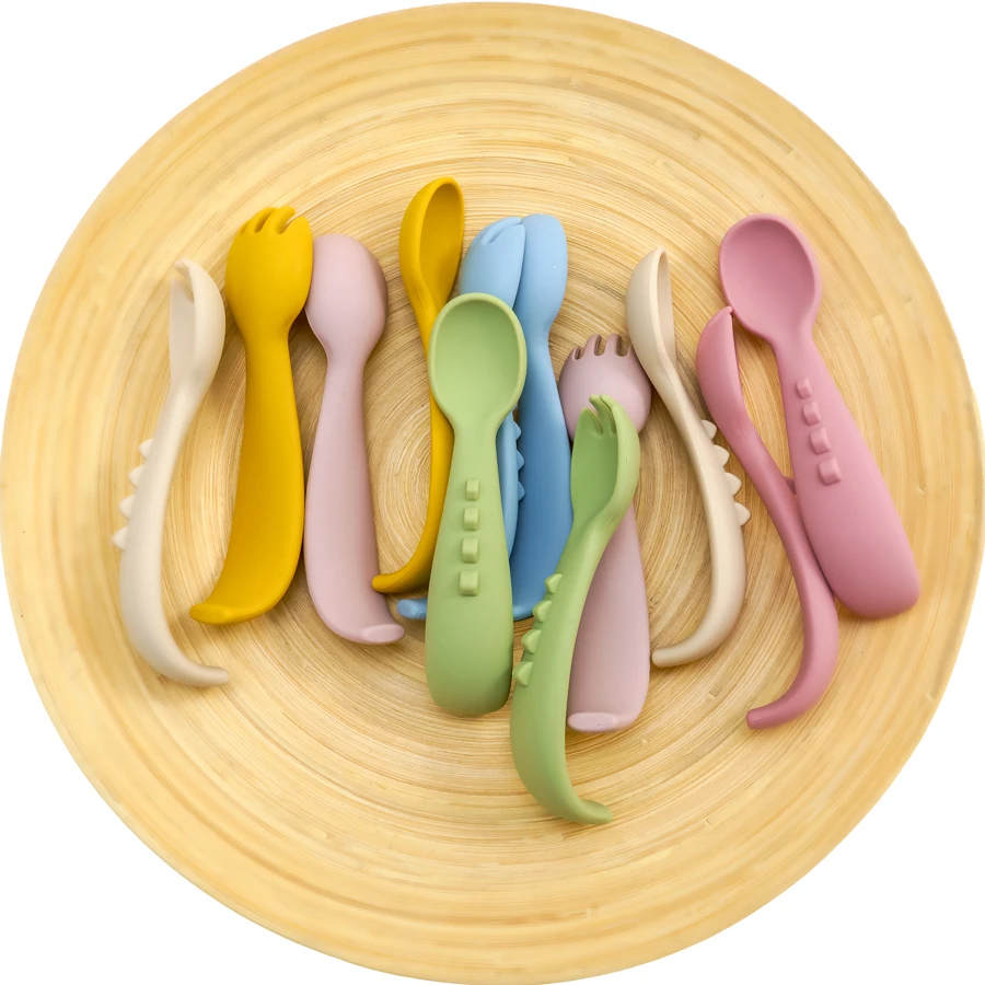 Juego cubiertos de silicona para bebé – Cuchara y tenedor aprendizaje - imagen 5