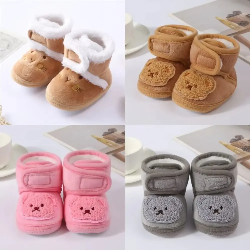Zapatillas antideslizantes de invierno para bebé con osito tierno - imagen 2