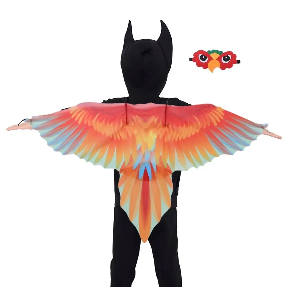 Disfraz infantil con pose de vuelo