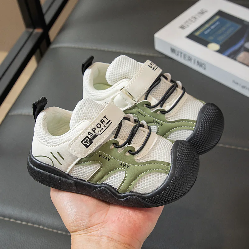 Zapatillas con suela antideslizante para niños