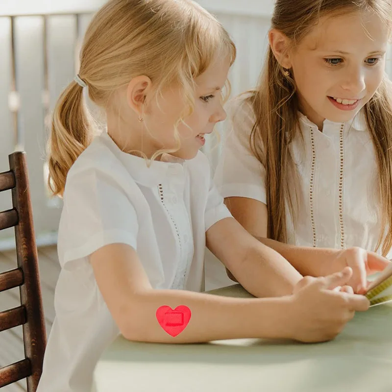 Tiritas corazón rojo adhesivas para niñas – Parches heridas - imagen 5