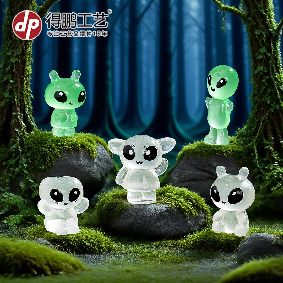 Figuras de gatos alienígenas verdes – Miniaturas decorativas infantil - imagen 2