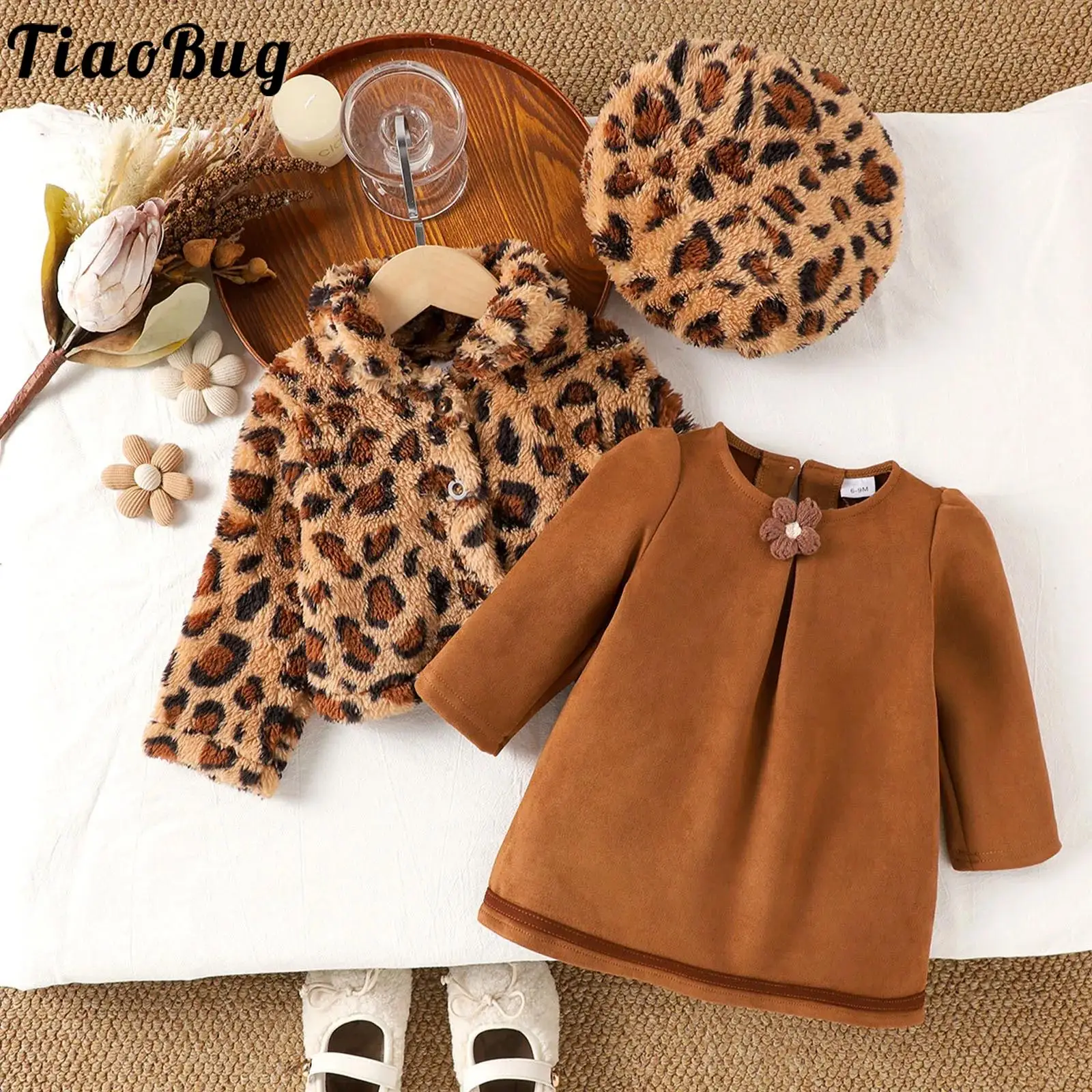 Abrigo polar para niña con estampado leopardo y vestido floral - imagen 5