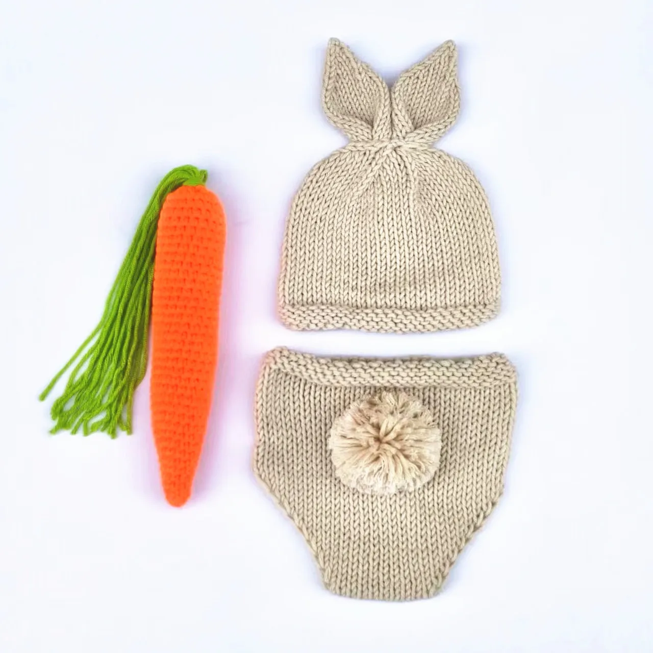 Disfraz de bebé para sesión de fotos con gorro de rábano - imagen 4
