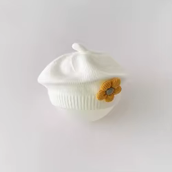 Gorros bebé otoño invierno: boinas y sombreros de pintor con flores