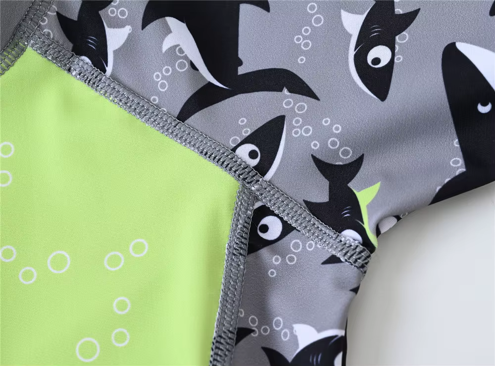 Bañador infantil con estampado de tiburón para niño - imagen 3