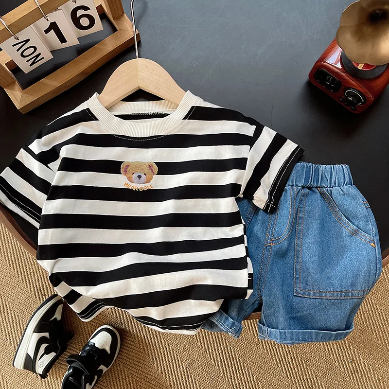 Conjunto de verano para bebé: camiseta de manga corta y shorts - imagen 4