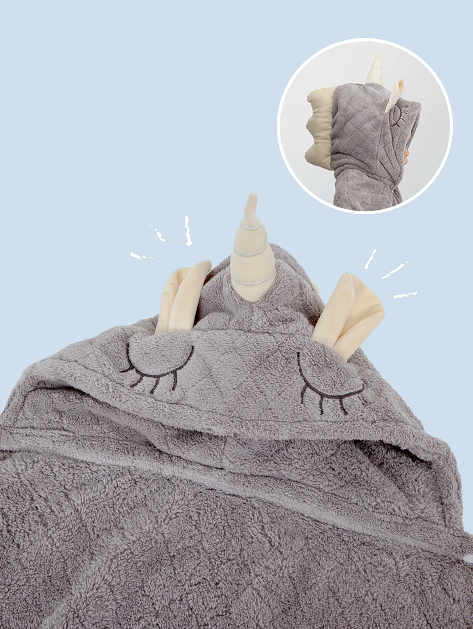 Albornoz unicornio diseño envolvente
