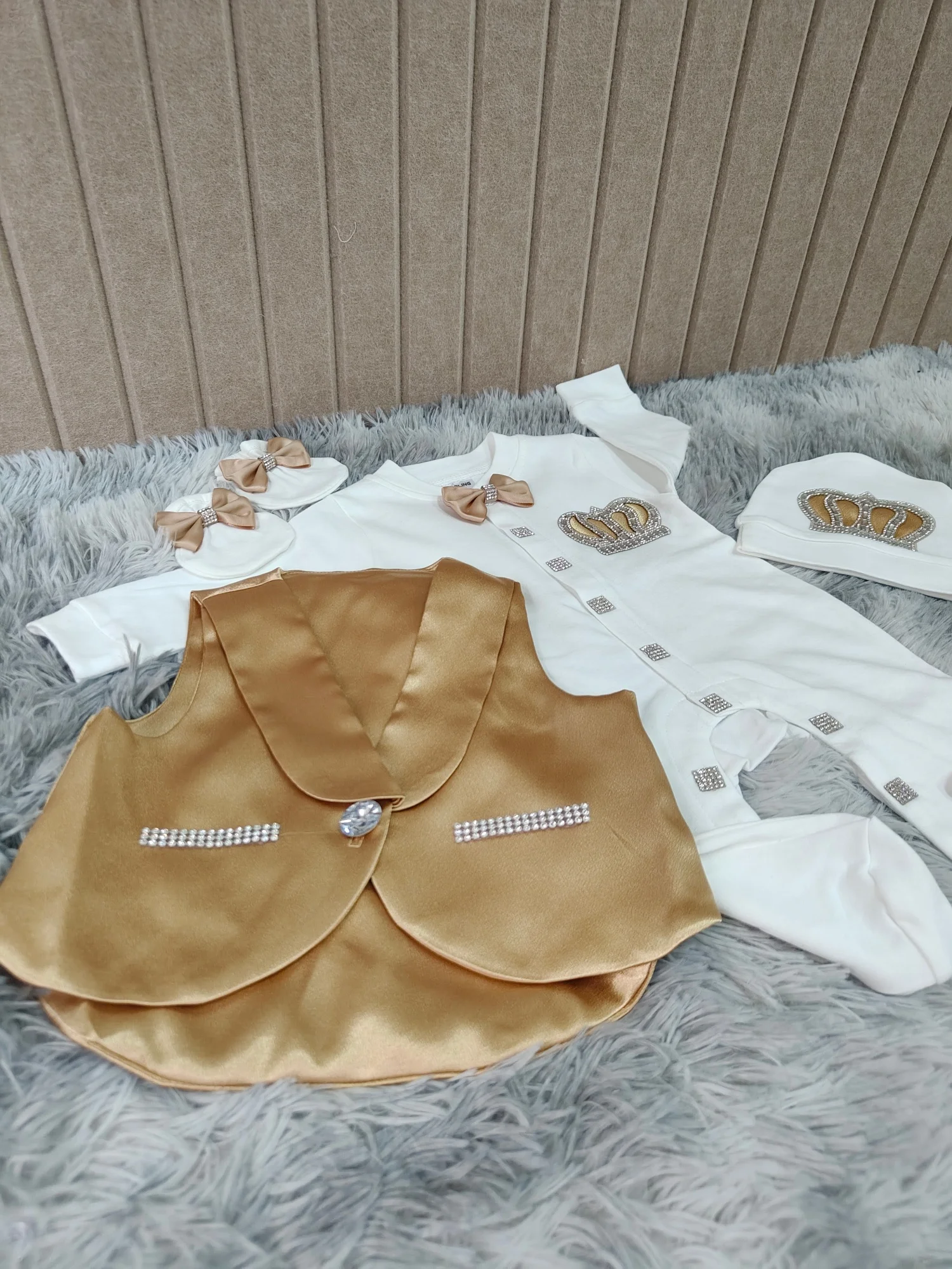 Traje de bautizo bebé príncipe de algodón con chaleco blanco - imagen 5