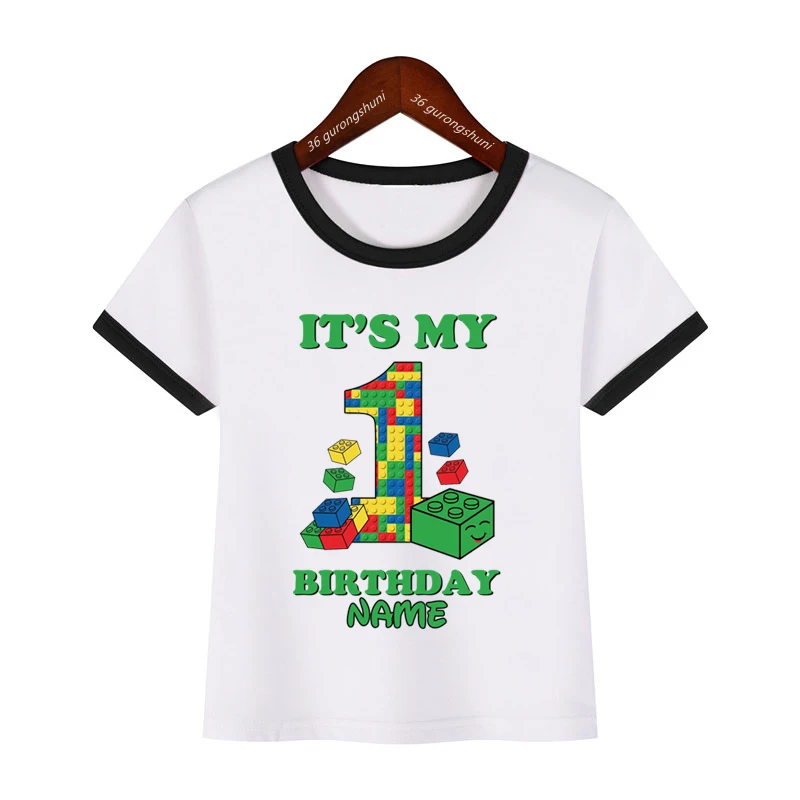 Variedad de tallas disponibles de la camiseta de bloques para niños