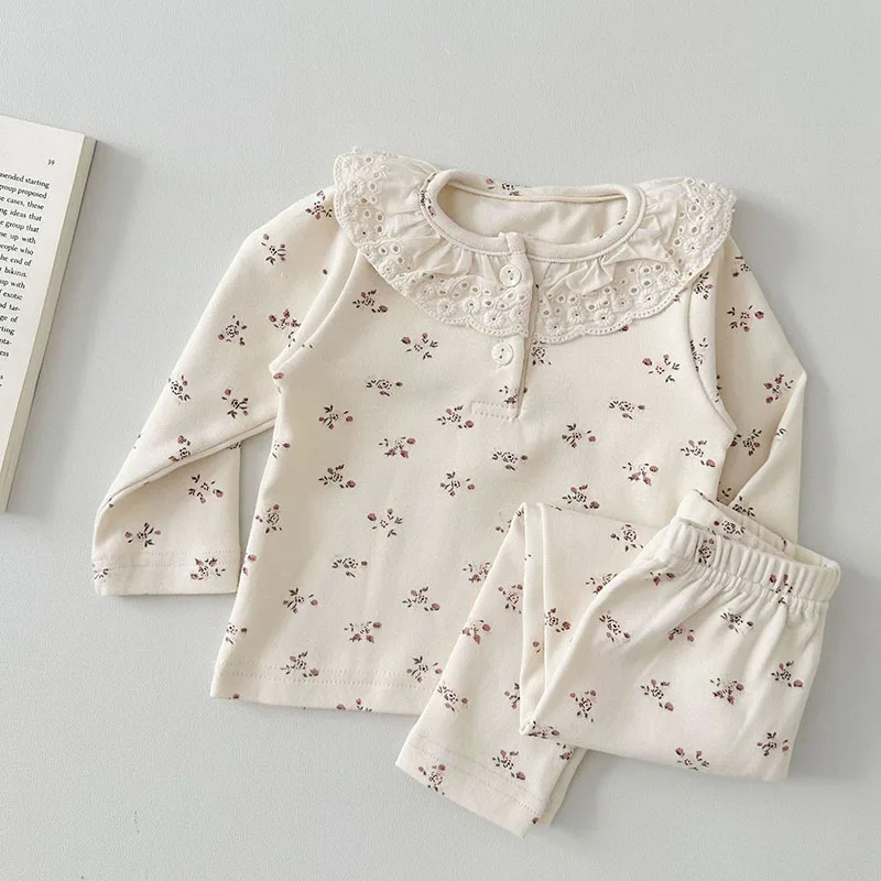 Milancel pijamas de niña con cuello volantes florales - imagen 4