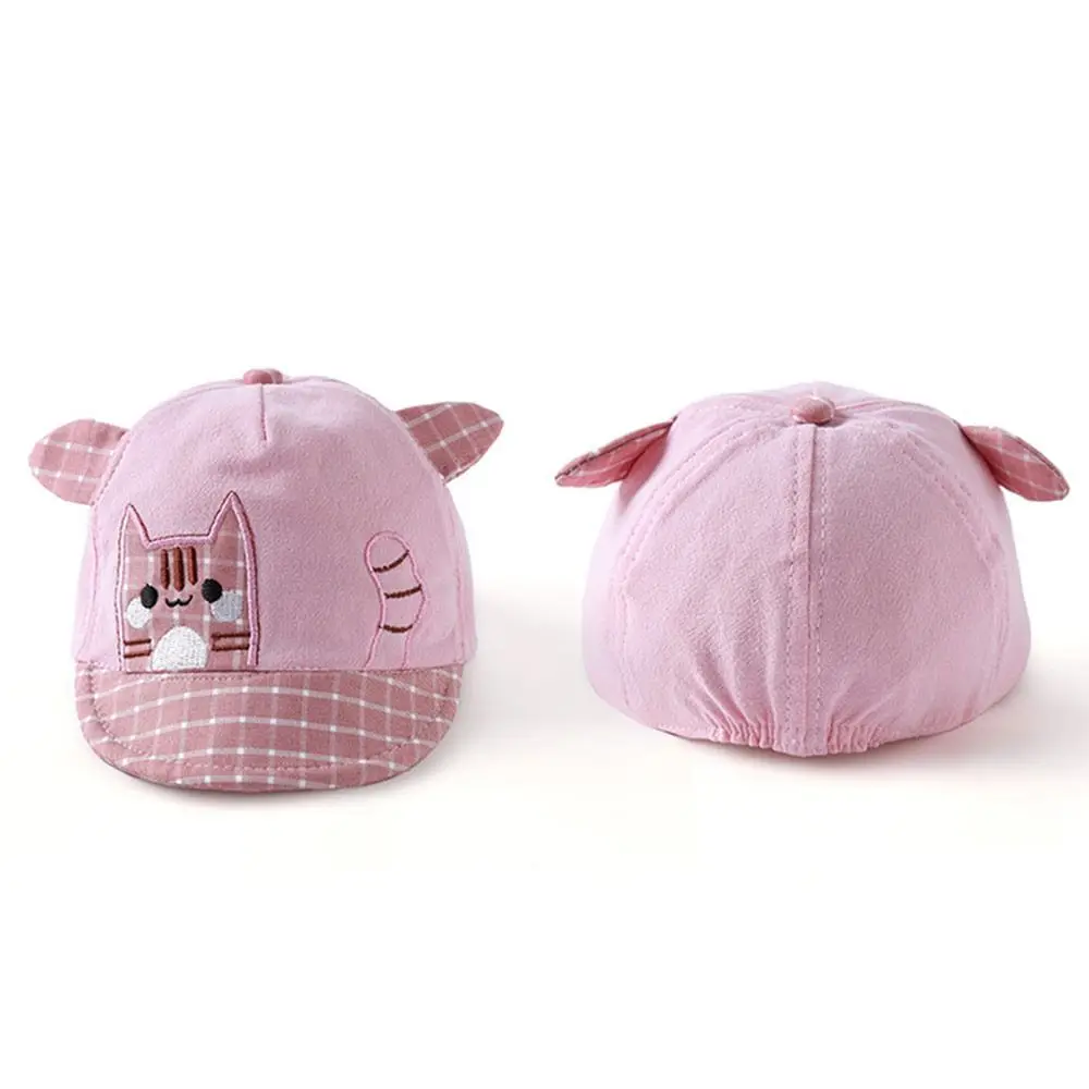 Gorra infantil en color rosa con visera