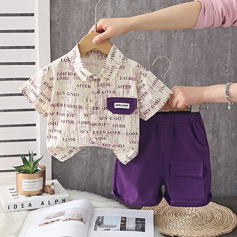 Conjunto de verano para bebé: camiseta con letras y pantalón corto