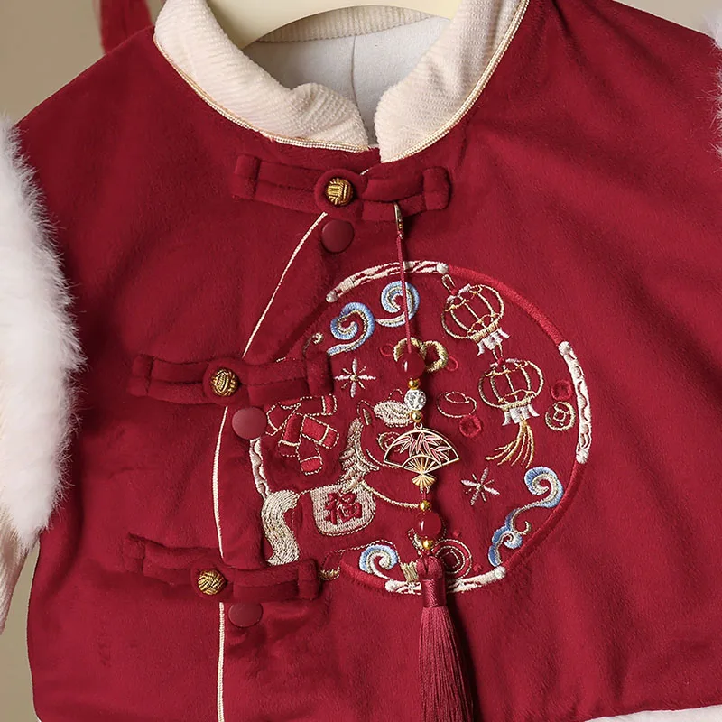 Conjunto de bebé invierno rojo: camiseta y pantalón cálidos - imagen 2
