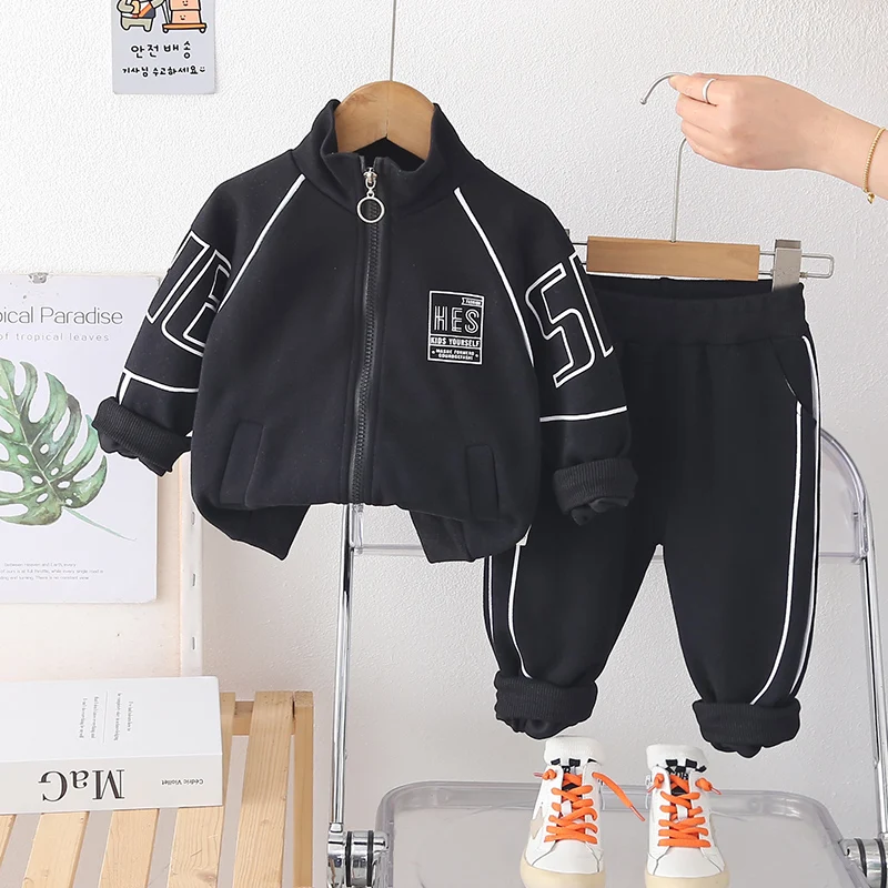 Conjunto bebé de primavera-otoño: chaqueta y pantalón infantil