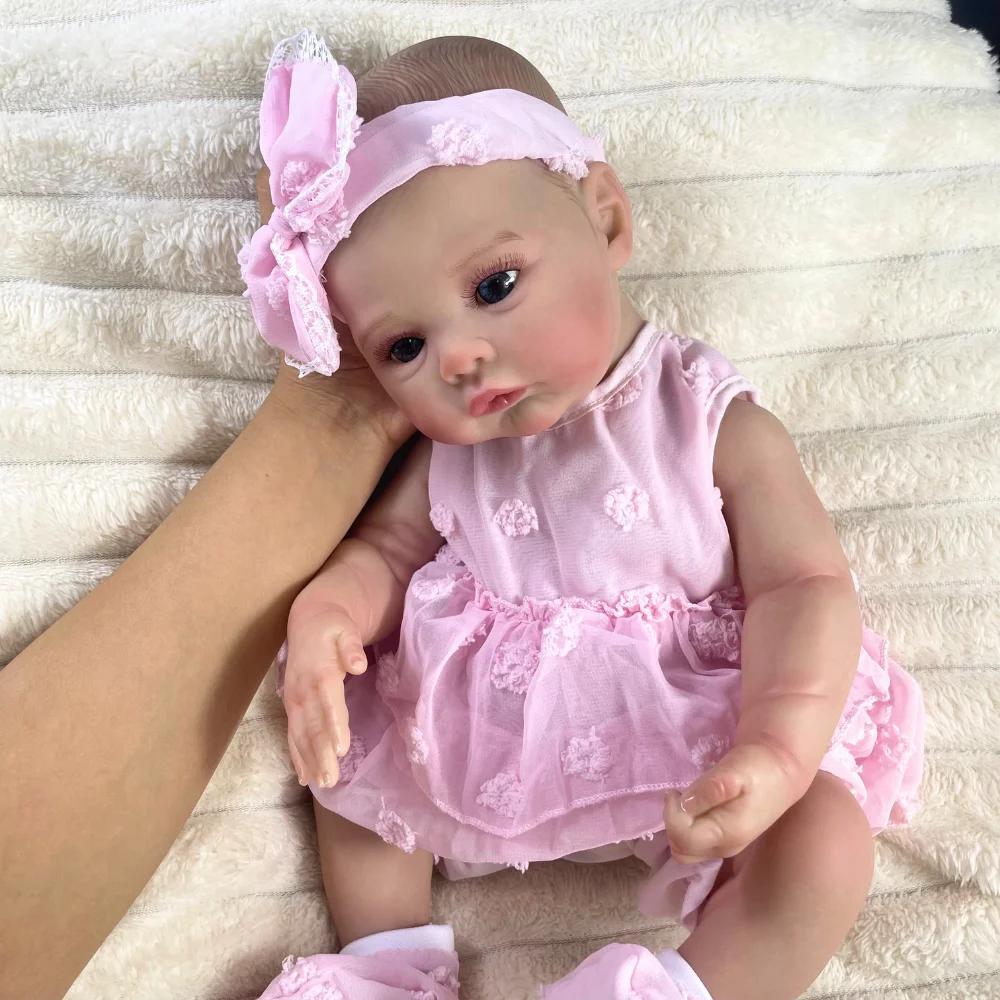 Muñeca reborn MRB Meadow de vinilo con piel 3D lavable - imagen 5