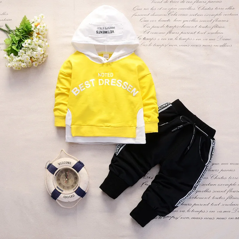 Conjunto en color neutro