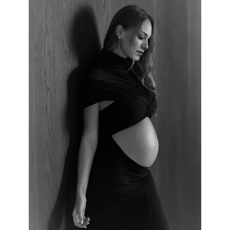 Vestido premamá largo con detalles de rejilla para sesión de fotos - imagen 5