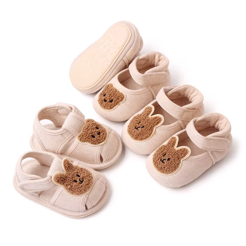 Zapatos de bebé de algodón con suela suave y diseño de dibujos animados