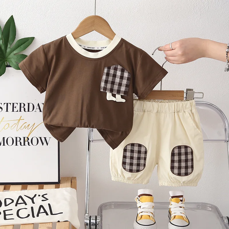 Conjunto de verano para bebé con camiseta y pantalón corto - imagen 3