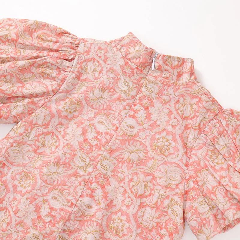Vestido de bebé rosa de algodón con flores y mangas abullonadas - imagen 3
