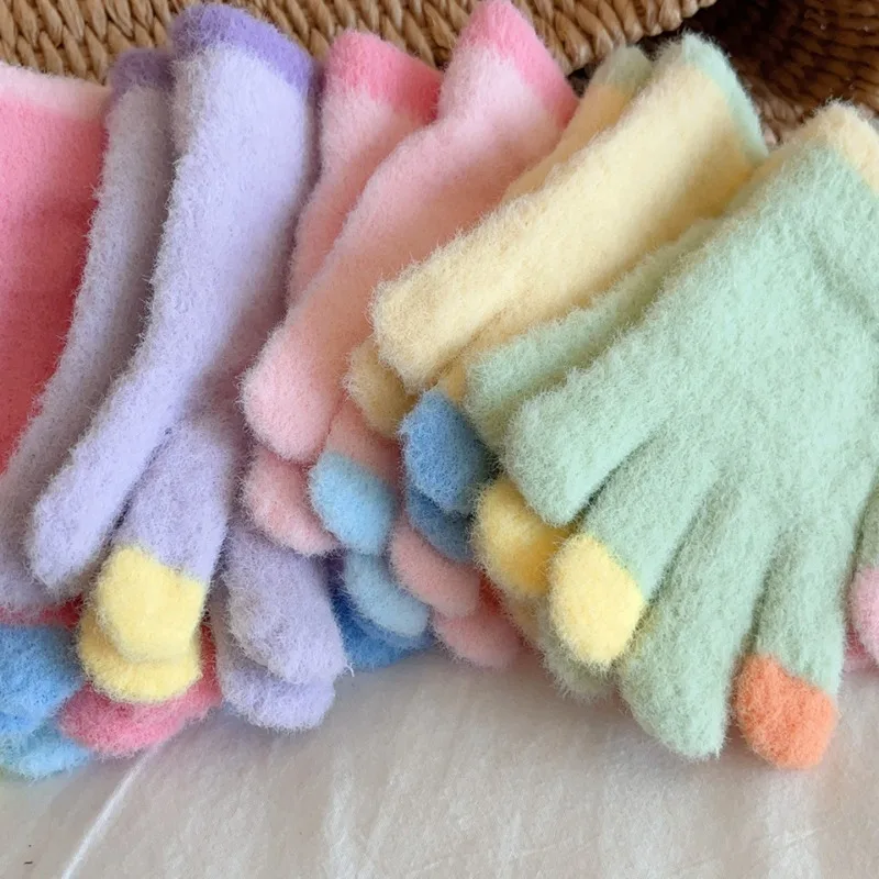 Guantes cálidos de acrílico color caramelo para niños y niñas - imagen 4