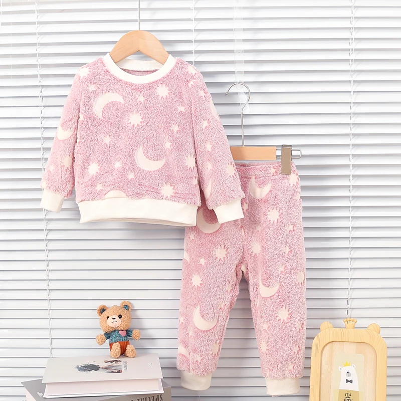 Conjunto de pijama de felpa fluorescente para niña
