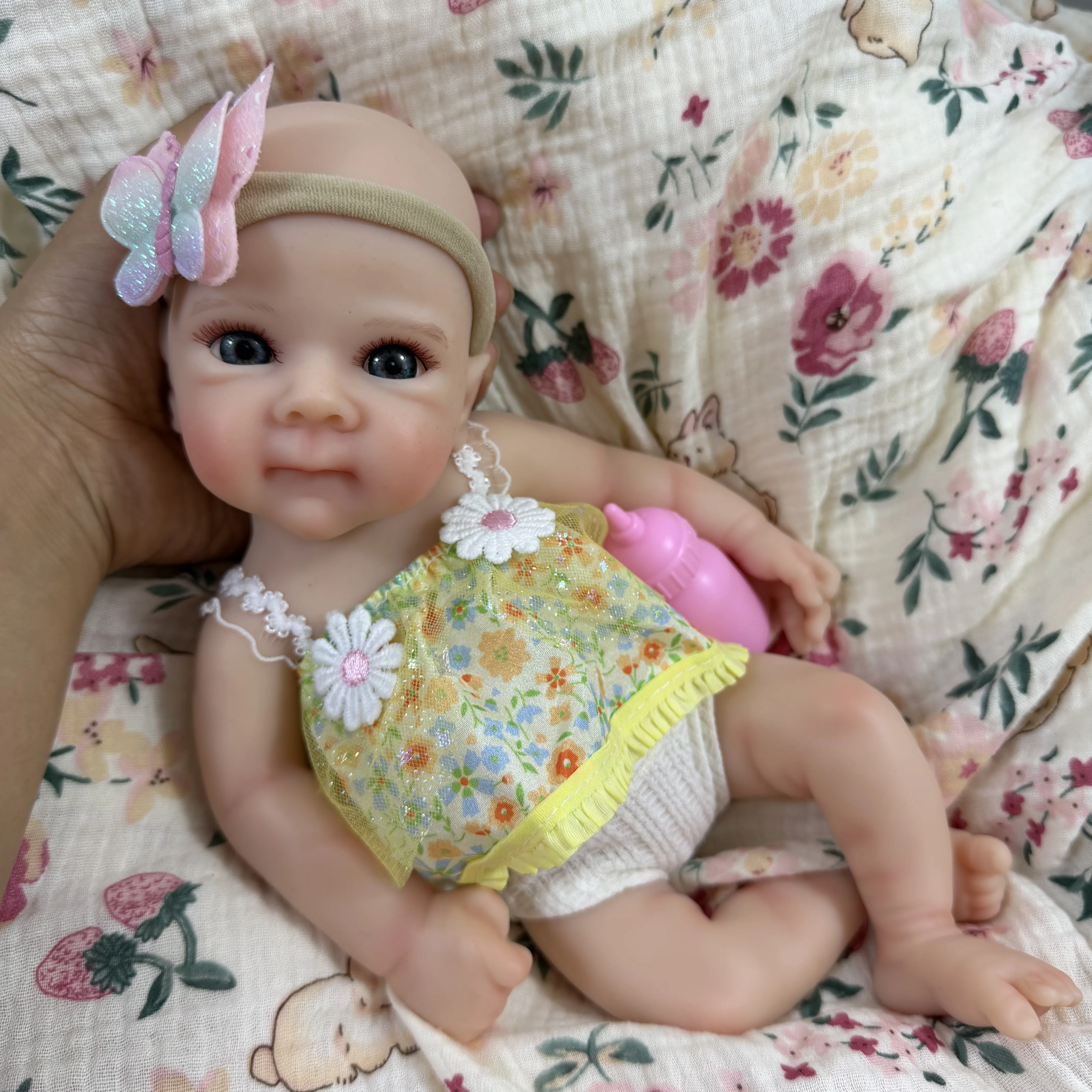 Bettie Reborn muñeca de silicona flexible resistente al agua - imagen 3
