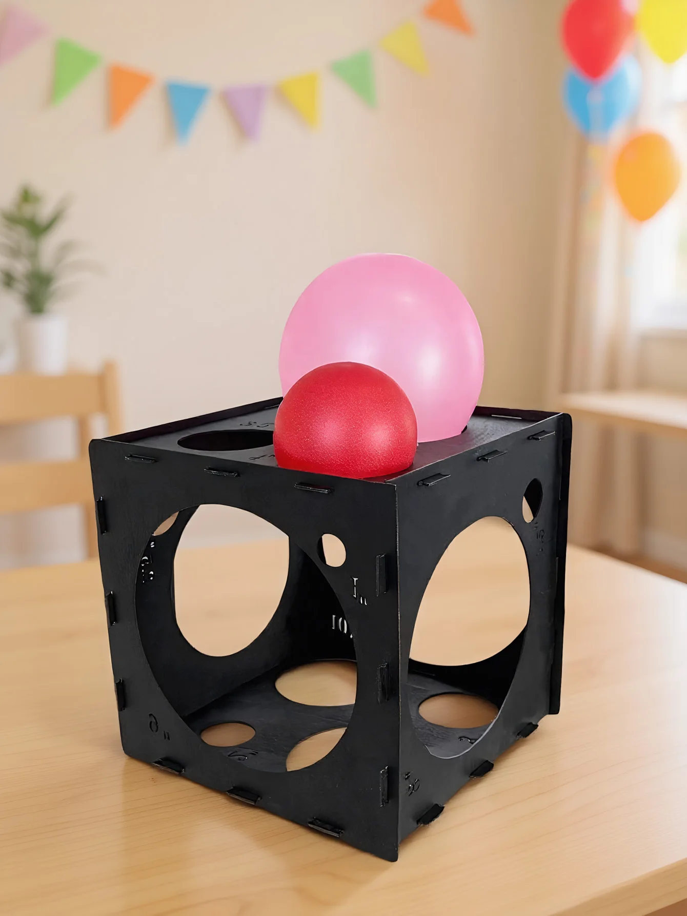 Caja medidora de globos de madera negra plegable