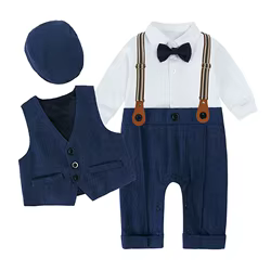Conjunto recién nacido niño: pelele, chaleco y gorro de punto