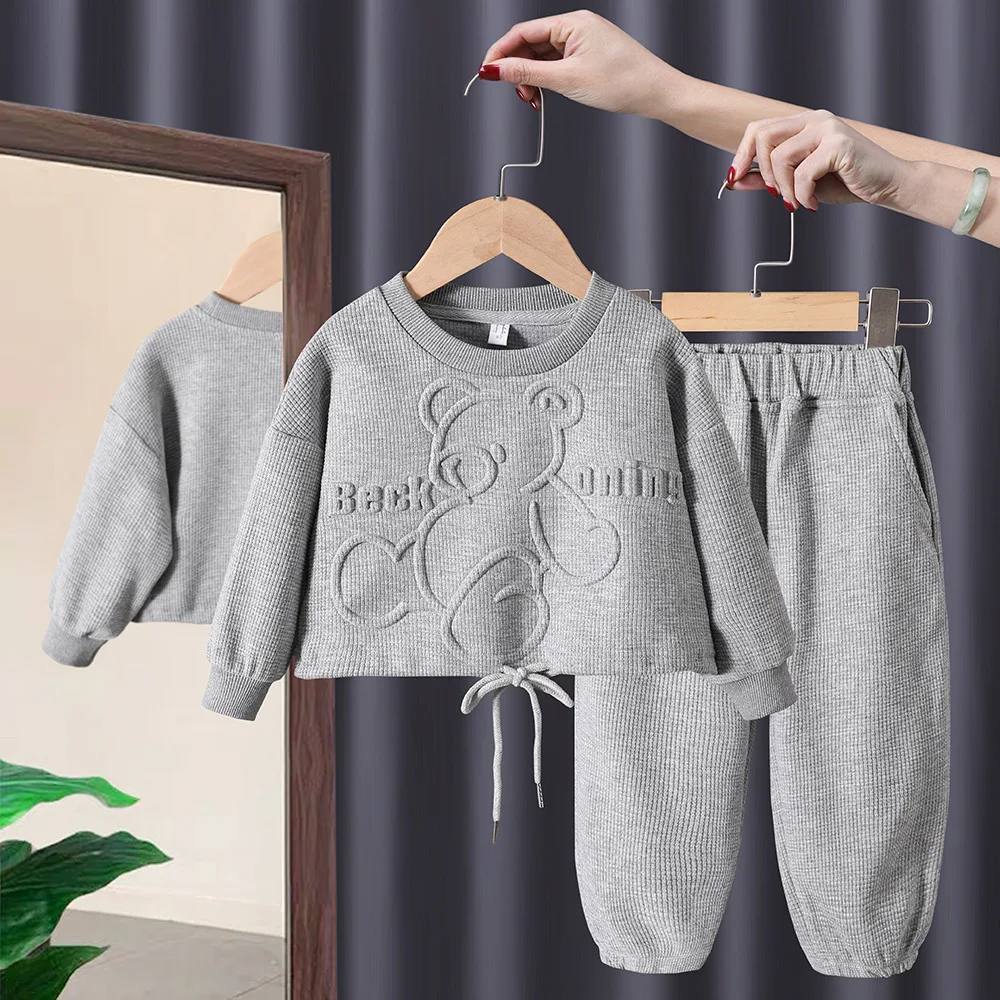 Conjunto deportivo sudadera y pantalón largo para otoño - imagen 2