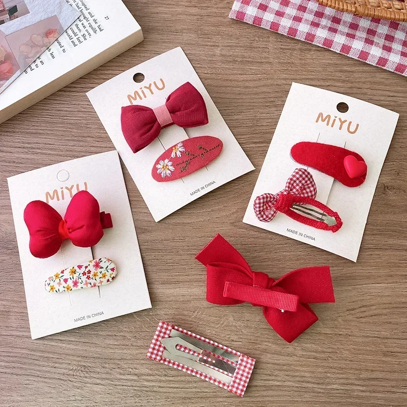 Pinzas para el pelo de niña con lazo rojo y cerezas a cuadros - imagen 5