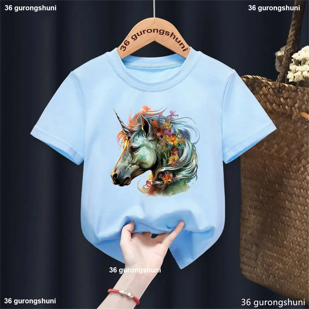 Camiseta infantil de unicornio y caballo en acuarela floral para niños - imagen 4
