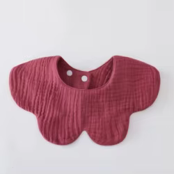 Babero de algodón para bebé – suave, absorbente y práctico diario
