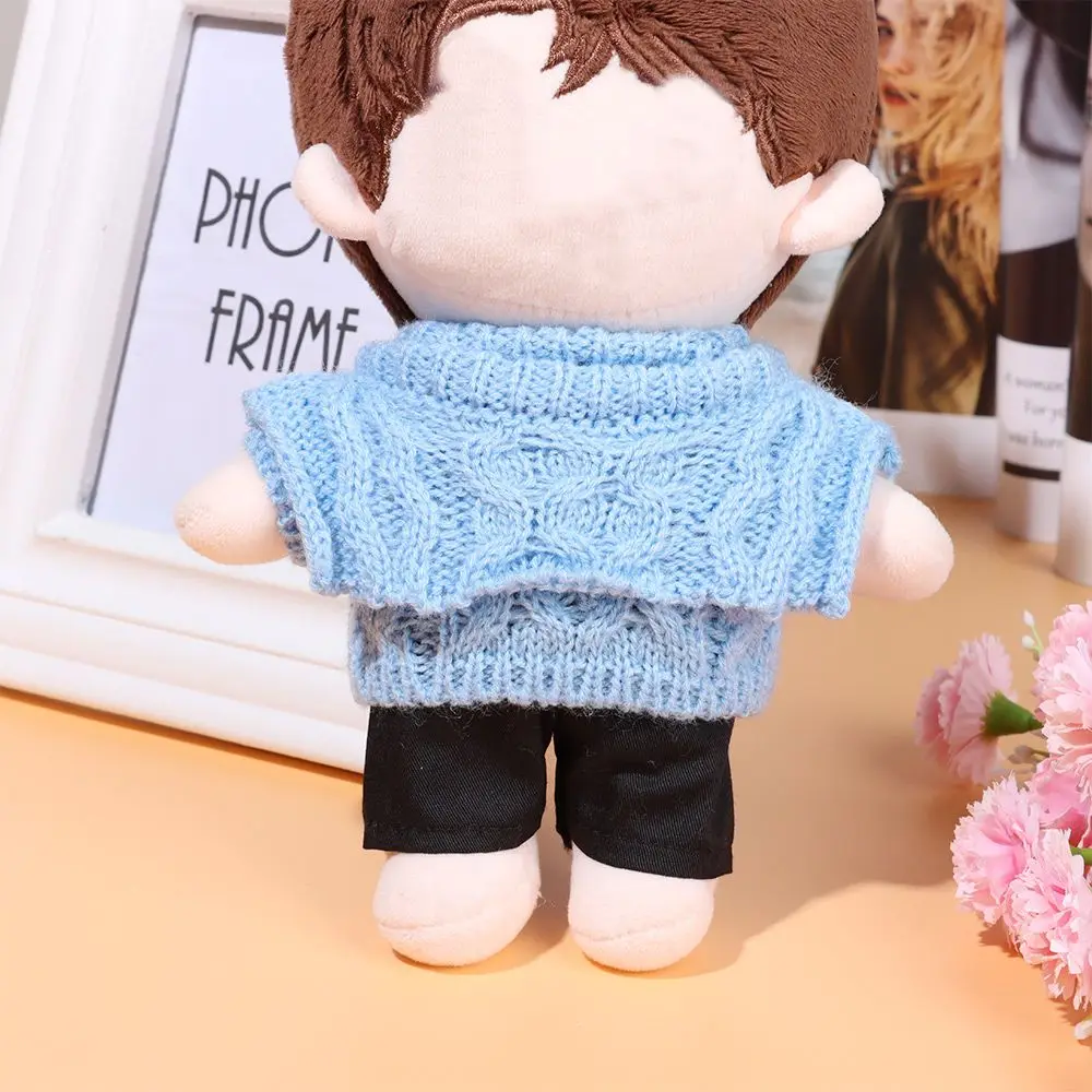Pack ropa completa para muñeca Idol 20 cm – Chaleco, shorts y suéter - imagen 4