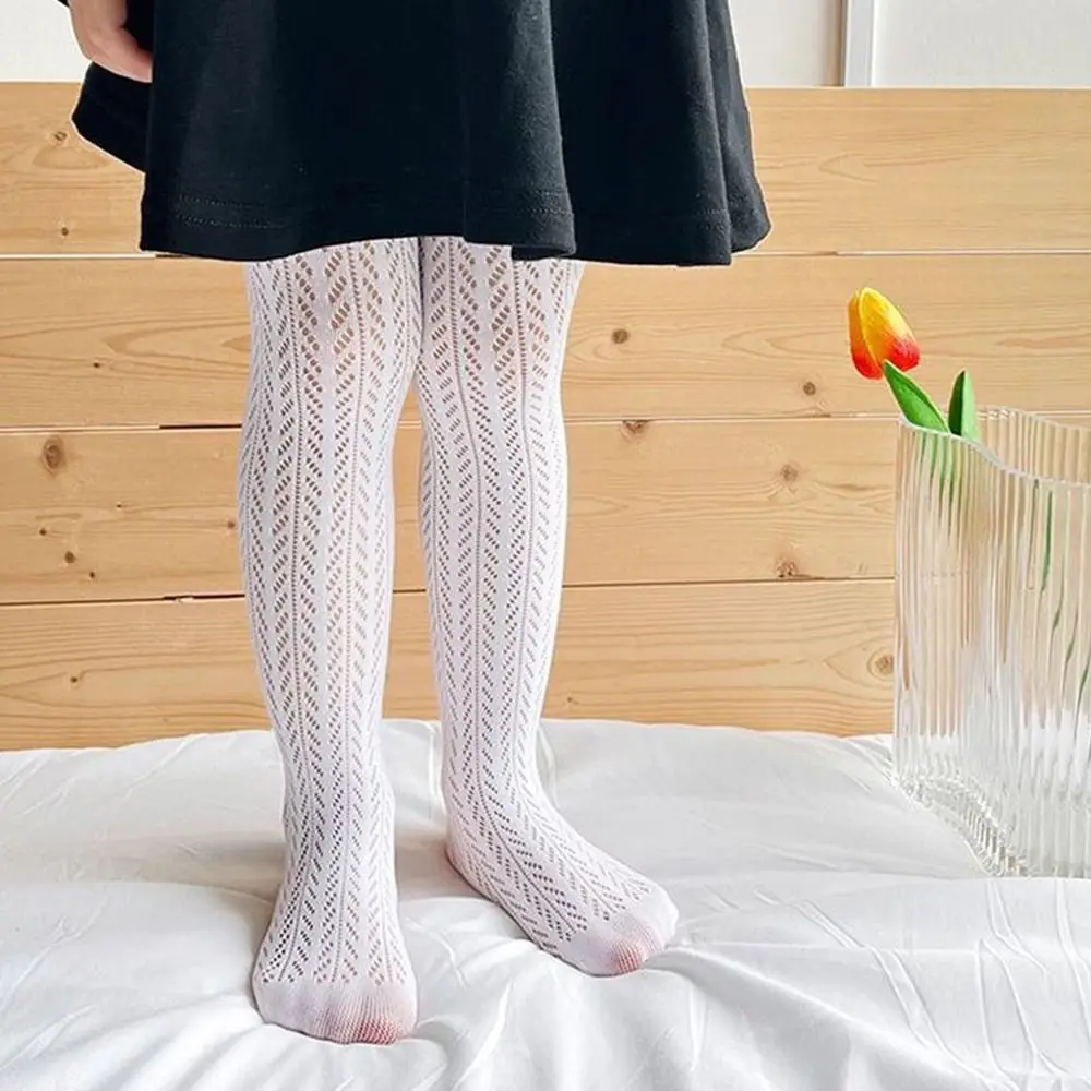 Pantimedias infantiles en varios colores
