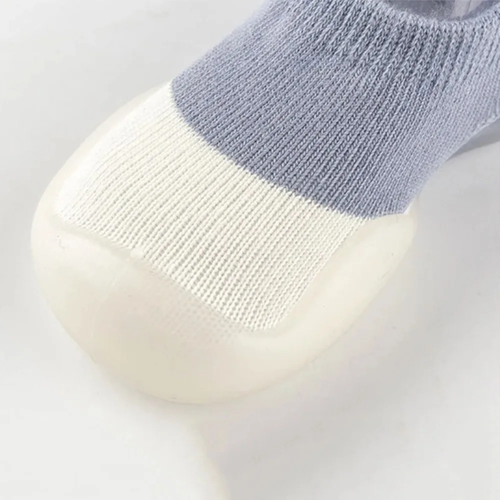 Calcetines antideslizantes de silicona para bebé, primeros pasos - imagen 4