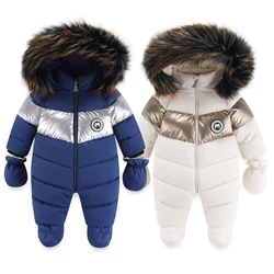 Mono de invierno con capucha y guantes térmicos para recién nacido