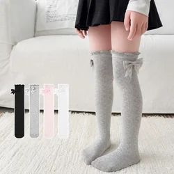 Calcetines altos finos de algodón con lazo para niña, verano